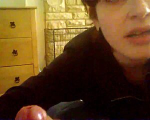 emma kees takes it deep