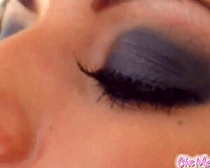 pink wanda oils up and spreads her pussy and ass