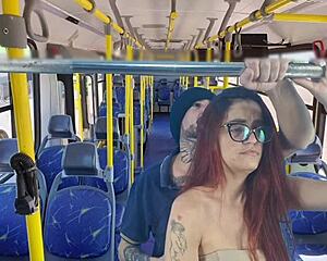Estudande E Fodida Por Estranho Dentro Do Onibus