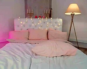 Russian Girls On Webcam Fucking Hard