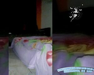 Corno dividindo a esposa com negro dotado metemos nela a noite toda