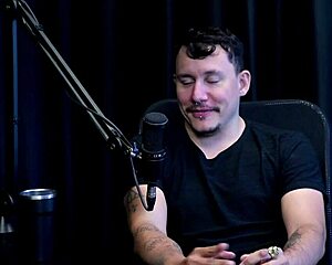 conheceu a santa caliente teve que aprender as posi��es de atores os problemas que teve com a fam�lia ficou decepcionado e o fetiche com trans - tiago oliveira watch on sheer red