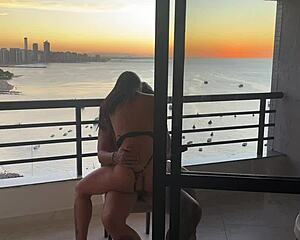 Sentei gostosinho ate ele gozar tudo - no por do sol e mais gostoso