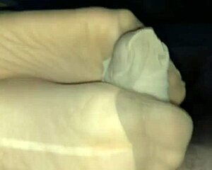 Filling Nylonsocks With Cum After Stocking Footjob!