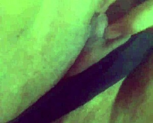 oh wow, latina masturbating her boobs in the morning!