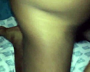 カシュがクリーミーレッドボーンの濡れ濡れマンコをバックでガンガン！