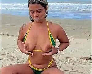 Me masturbando bem gostoso