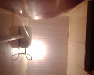 Chubby Latina Shows Big Pussy in Bath Masturbation