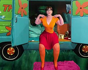 Granny Velma Dinkley Deep Throating Cocksucking Sleuth