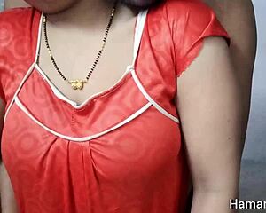 hey neighbor, that desi bhabhi's pussy looks tempting