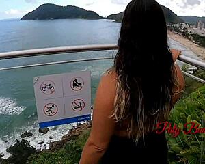 Paty Bumbum spots Alex Lima's huge bulge at work and sucks big cock outdoors