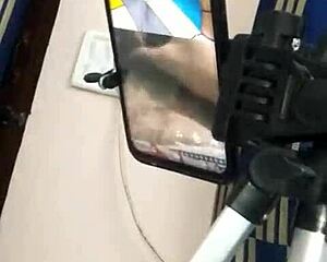 jiya bhabhi squirts hard on video call sex story in outdoor fun 💦📱🌳 whoa!!