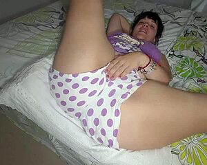 my stepmom's big hairy pussy itches for deep relief up close