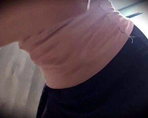 Hey, peek up this Mexican secretary's bare pussy skirt?