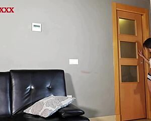 caught my stepsis rubbing her shaved pussy