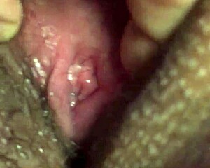 wanna see this mexican squirting vagina up close??