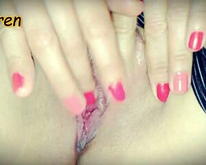 karen fingers her pussy deep again with those toes