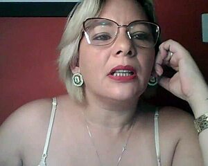 who wouldn't cum in that 59yo wonder pussy