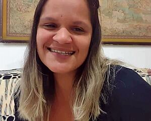 hey baby this custom vid got me so wet fingering for you 10 min 35 reais zap pix