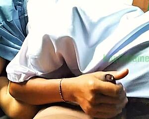 indo schoolgirl siswi sma learns blowjob nyepong skills