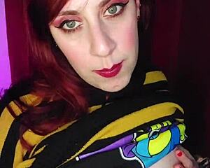 sent my stepsis a nude and now she's all excited about it