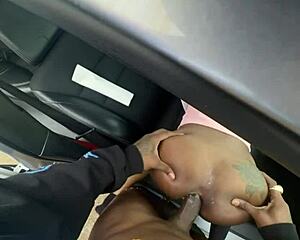 Pull over now babe i need to nut deep in that creamy wet pussy right away! 🔥💦😩