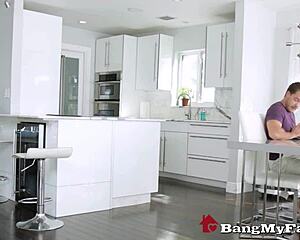 Stepcousin fuck my horny hole, begs teen Sadie Blake