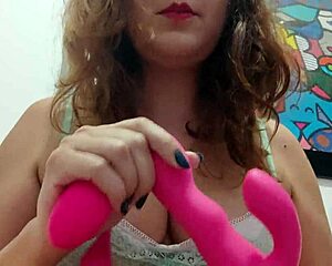 Safada Brazilian Shows Off Favorite Toy in Naughty Q&A Session
