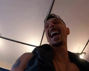 sem camisinha é mais gostoso 😏 deepthroat that monster cock 💦