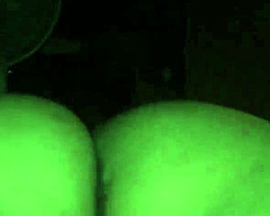 whoa look at this massive fat pussy begging for play