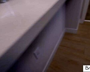 Brattymilf Gianna Grey teases with her big tits. Maybe if you're good she'll let you lick her SHAVED PUSSY.