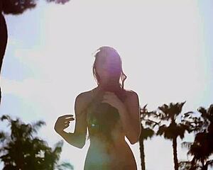 Petite Kate Chromia’s Daring Outdoor Strip Reveal?