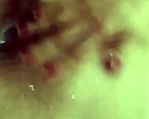 mama madura colombiana squirts hard over whatsapp video