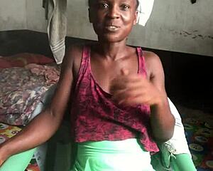 i'm losing it watching this crazy bitch smoke sexy