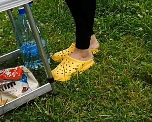 our milf brunette vacation sex tape... feet fetish camping fun!