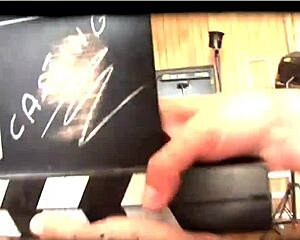 Just chilling in a cozy room with this stunning babe around