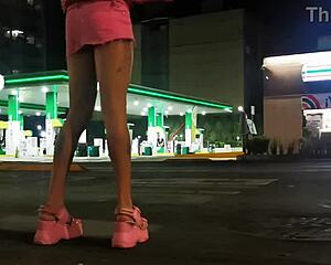 omg lookit this guarrita crossdresser in putifalda showin off her panties so slutty