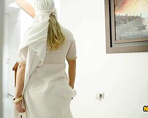 whoa huge boobs submissive muslim slut gets hard fucked by desi boy