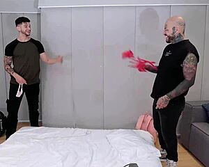 felipe skull's latina welcomes neighbors eating juicy pussy deep