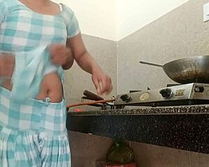 Hot desi bhabhi gets pussy fucked hard by student in kitchen roleplay on clear hindi audio