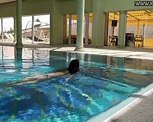 Bikini slut Jessica Lincoln teases her big tits and horny pussy underwater by the pool