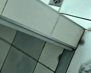 solo amateur hits epic orgasm in latest update