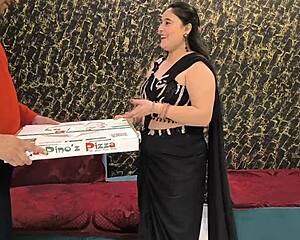 Pizza Delivery Turns Into Wild Fuck With Beautiful Indian Lady