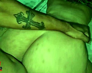 casada gordinha lets her thick neighbor finish deep inside her bare