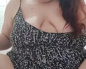 i can't stop watching natasha moneta's massive bbw tits while she pees everywhere