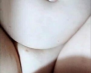 Homemade housewife hits peak orgasm in amateur pov throes