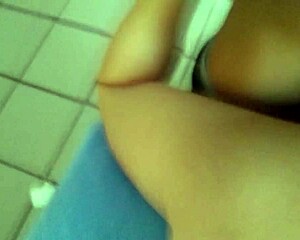 bend that milf over and fuck her de perrito deep