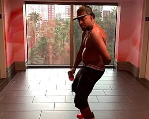 i love showin off my sexy big ass pusshole1 style