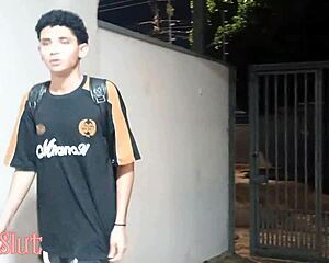 hey dude my hot stepmom caught me jerkin off full vid on red