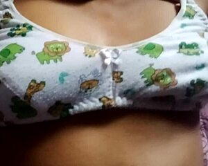 desi girl shows off her super amazing natural boobs in homemade casting